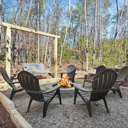 Firefly Lodge - Cozy 4 Bedroom Cabin Minutes To Helen Sautee Nacoochee Exterior photo